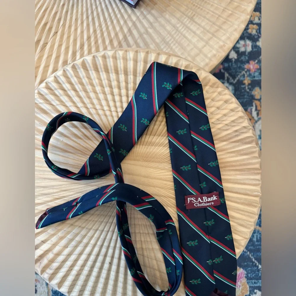 Vintage Jos. A. Bank Clothiers Holiday Navy Blue Necktie Christmas